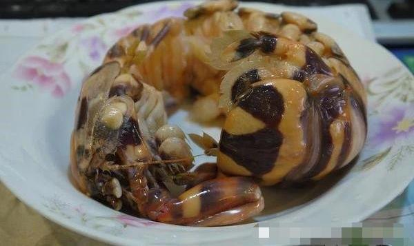 这种能徒手碎玻璃的皮皮虾，吃一只顶一餐，还能让你心疼一个月