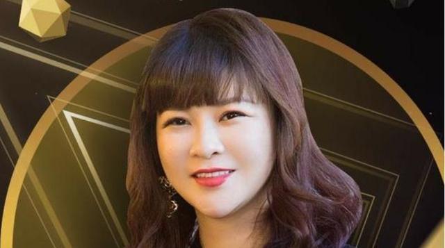 杜华儿子总裁范儿十足，妙语连珠幽默感爆棚，网友纷纷路转粉