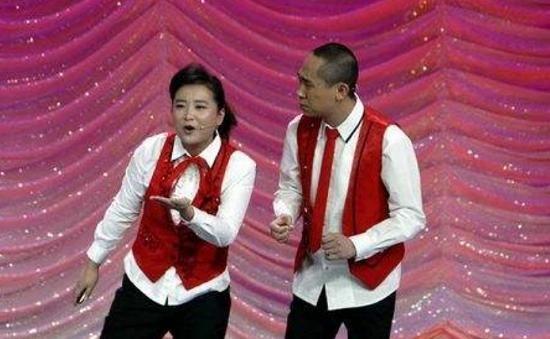 贾玲小时候放牛照曝光！别看她现在这么胖