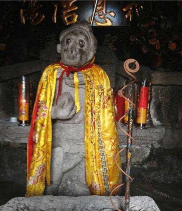 福建宝山“孙悟空墓”，墓中有根“金箍棒”，高科技破解其身份