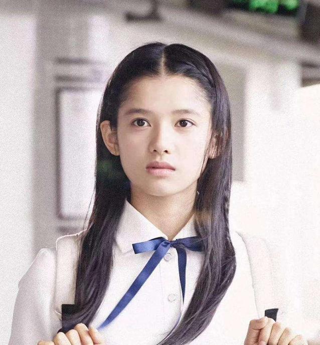 彭昱畅大方认爱 不是张子枫和张婧仪而是她评论区都沸腾了！