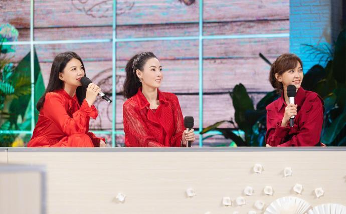 三大辣妈同框斗艳：李湘富态肥，张柏芝冻龄美，陈意涵很少女