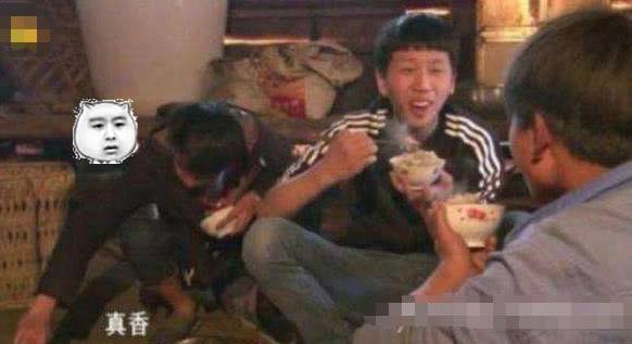 当王境泽穿上汉服，“真香男孩”成汉服男神，帅气造型太惊艳！
