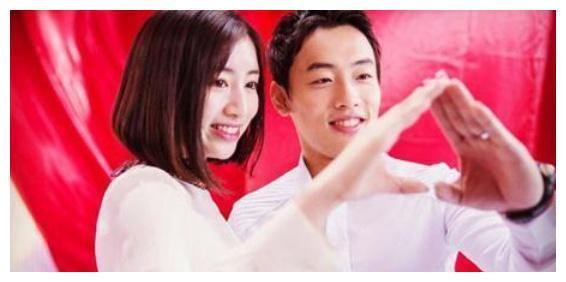 奥运“5金王”邹凯28岁娇妻现状：头发成渐变色，身材依旧傲人！