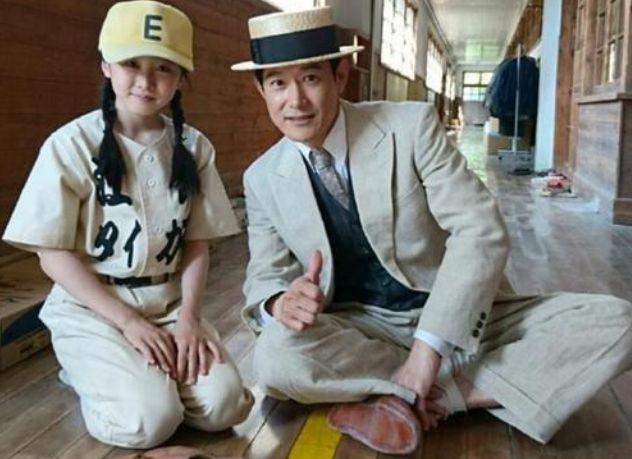 49岁的矢野浩二如今怎样了？女儿加入中国籍，为拍戏下跪求晚辈