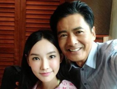 ​她是周润发的“女儿”，受到王晶力捧，如今人气却仍不温不火