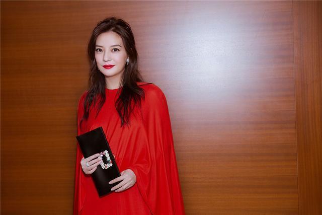赵薇黄有龙11年婚姻疑似情变？知情人爆料两人早已分居了