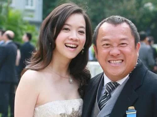 未婚先孕嫁入豪门, 婚后骂丈夫公婆, 被公公曾志伟扫地出门