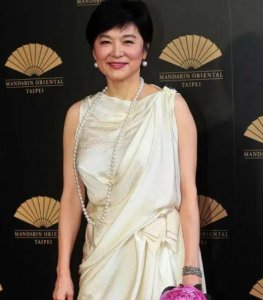 ​“第一美人”林青霞，69岁帅气迷人，原来短发才是她的统治区