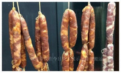 ​灌香肠，10斤肉放多少盐？牢记5大技巧，鲜香入味，耐放不发霉
