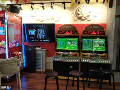 ​90后老板开轰趴馆，利用“38元尽情玩”，一月收入10万，你也行