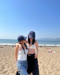 ​绝美女神欧阳娜娜惊艳泳装大片，嫉妒之人瞪眼失神！