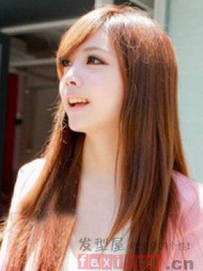 ​女生长发拉直发型 柔美飘逸女神必备