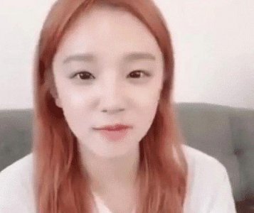 ​宋雨琦“被迫”卸妆，去掉美瞳去掉刘海关了美颜，生图扎心了