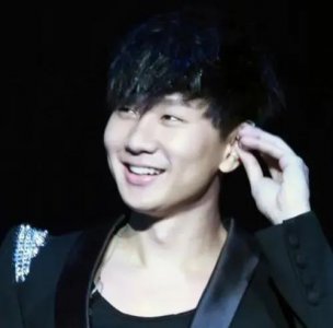 ​林俊杰演唱会得罪人气男团，双方闹翻被骂惨，成员发文疑发泄不满