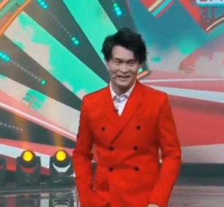 ​宠爱妻子的小沈龙，与海归漂亮的老婆如何相知相爱相守的
