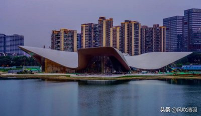 ​成都很“低调”的一个五城区，几乎没有代表建筑，GDP却常年第一