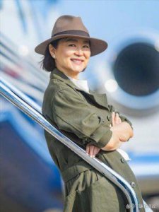 ​林青霞70岁：岁月不败的女神与生活的优雅