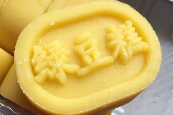 绿豆糕适合老年人吃吗 绿豆糕升糖指数高吗