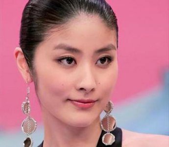 ​香港绝代天后不幸43岁时失去双胞胎女儿，悲痛终生