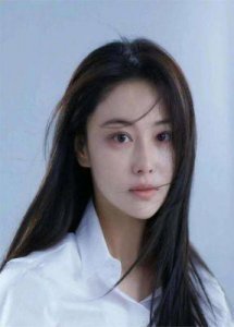 ​热搜第一！李晨前女友张馨予回应“我会一直孤单”