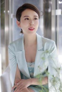 ​演员颜丹晨：嫁小4岁同行，44岁高龄产子，如今幸福美满