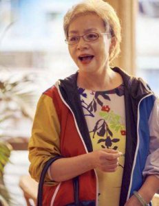 ​宋丹丹庆祝60岁生日宣布退休，众多明星送祝福，演艺生涯成就辉煌