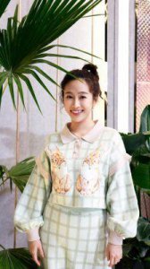 ​刘美含的身高体重及毕业院校资料简介