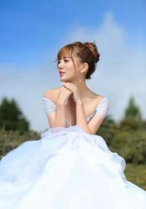 ​阿兰·达瓦卓玛婚姻状况及感情历程