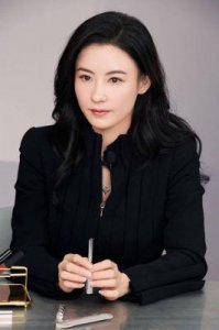 ​陈冠希硬盘事件：1400张柏芝私密照是如何改变他的人生