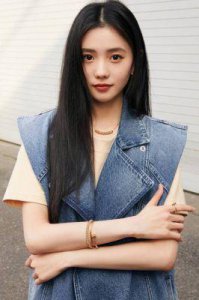 ​“天赋女孩”刘浩存：出道即巅峰，是资本产物还是真有实力？