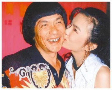 ​谢金燕事业巅峰期被父亲曝光拥有12岁儿子，至今仍未知其生父身份