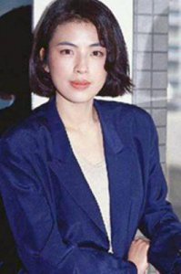 ​张学友妻子低调34年无绯闻，结婚23年仍恩爱如初
