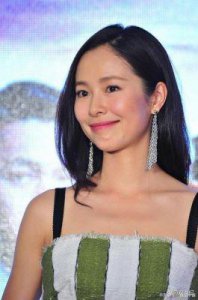 ​江一燕个人经历揭秘，为何引发网友关注与讨论？