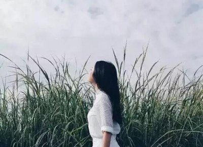 ​为啥嘿咻到一半女生会想尿尿？