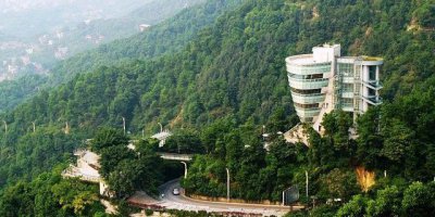 ​重庆南山一棵树观景台