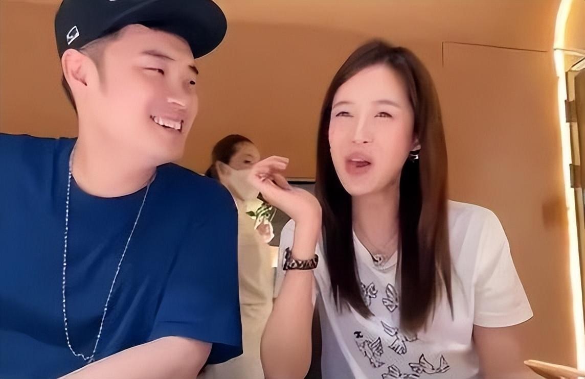 陈赫张子萱怎么好上的（陈赫抛弃13年女友出轨张子萱）