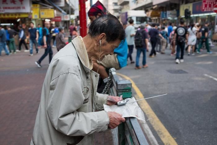 实拍香港深水埗，香港最贫穷的一个区域，却是最具香港味道的地方