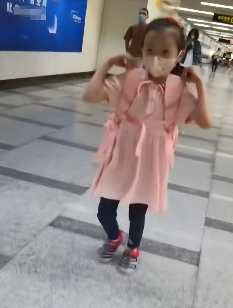 戴娇倩个人资料_女儿安欣有多大了