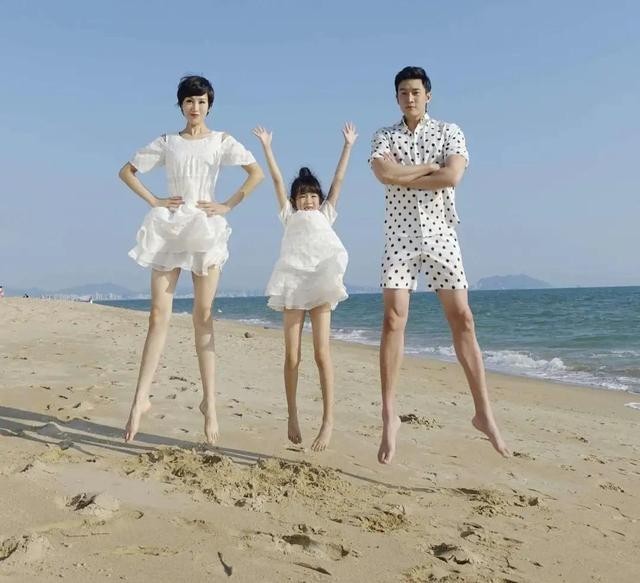 佟大为的身高大曝光（佟大为腿跟12岁的女儿差不多长）