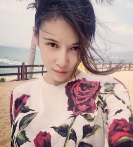 ​张蓝心的老公是谁 立威廉和张蓝心结婚了