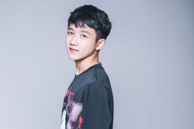 ​明日之子钟易轩个人资料 没有大红大紫的命吗