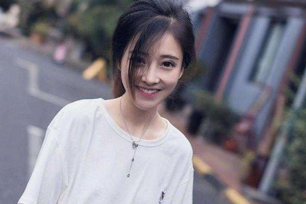 冯提莫和很多男人发生关系 离婚是不是也因为这个原因
