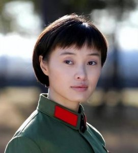 ​北京深秋的故事中的吴越真漂亮