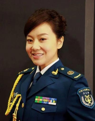 有军方背景的明星（军人出身的演员大盘点）