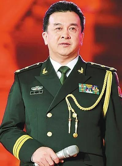 有军方背景的明星（军人出身的演员大盘点）