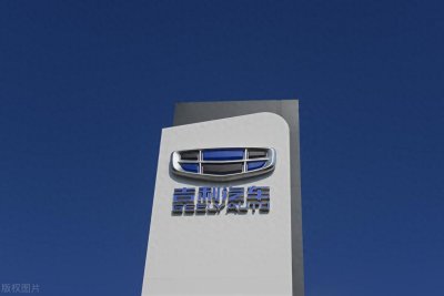 ​吉利“朱雀”新车标背后：国产车的崛起与未来