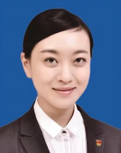 ​她是全国最年轻女县长张琪，本硕博都毕业于清华，颜值不输明星