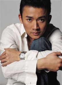 ​「拌饭」网曝大陆男艺人感染HIV 聂远躺枪淡定否认：太无聊