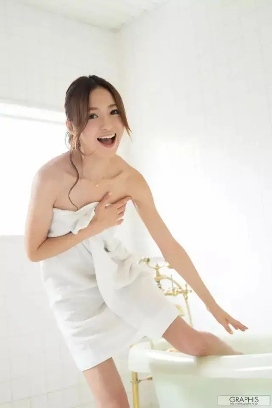日本女演员希志爱野写真合集，暗黑界俏皮小公主！